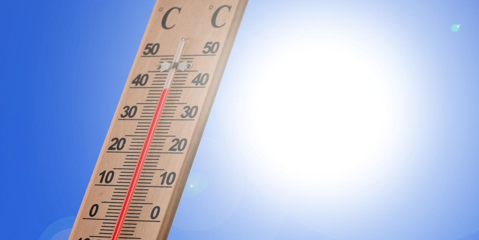 Thermometer, der große Hitze anzeigt