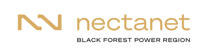 Logo der nectanet GmbH, links das Logo, rechts der Namensschriftzug, unten steht "Black Forest Power Region"